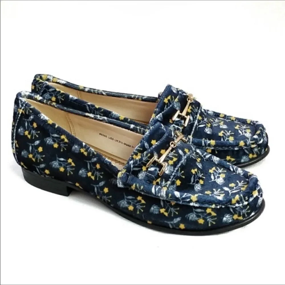 Cabi Carnaby Blue Velvet Floral Slip On Penny Loafer
